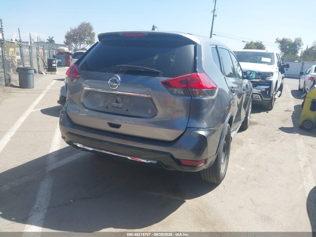 Nissan ROGUE S 2017 KNMAT2MT7HP532618 Image 4