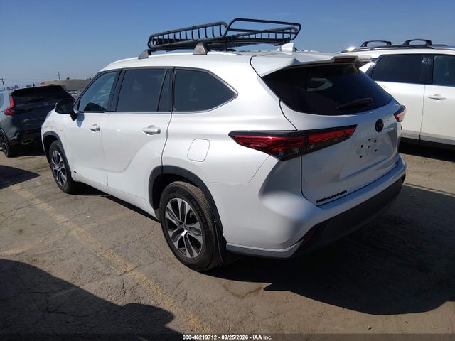 Toyota Highlander Hybrid Xle 2022 5TDHBRCH5NS545747 Image 3