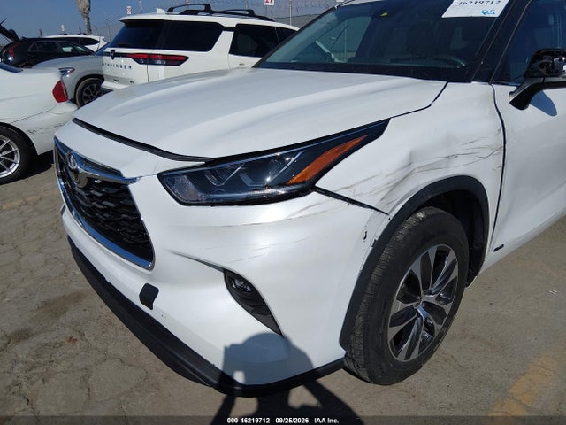 Toyota Highlander Hybrid Xle 2022 5TDHBRCH5NS545747 Image 6