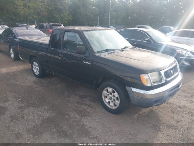 46219770 :رقم المزاد ، 1N6DD26S0YC415823 vin ، 2000 Nissan Frontier Xe مزاد بيع