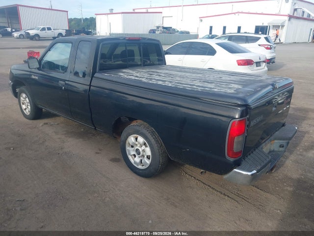 46219770 :رقم المزاد ، 1N6DD26S0YC415823 vin ، 2000 Nissan Frontier Xe مزاد بيع