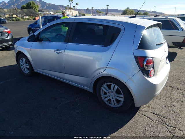 Chevrolet Sonic Lt Auto 2014 1G1JC6SH0E4189632 Image 3