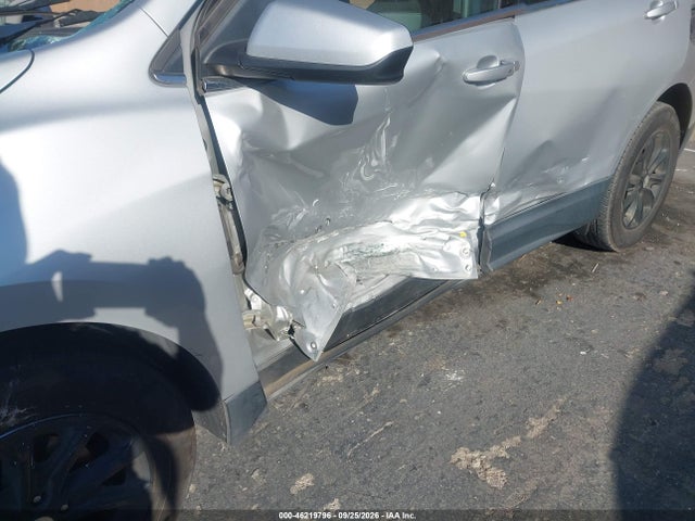 Auction sale of the 2019 Chevrolet Equinox Lt, vin: 2GNAXKEV5K6187995, lot number: 46219796