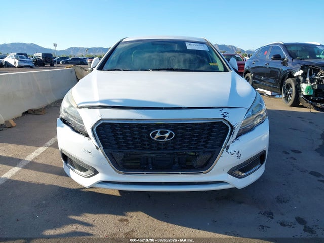 Продаж на аукціоні авто 2017 Hyundai Sonata Hybrid Se, vin: KMHE24L33HA064838, номер лоту: 46219798