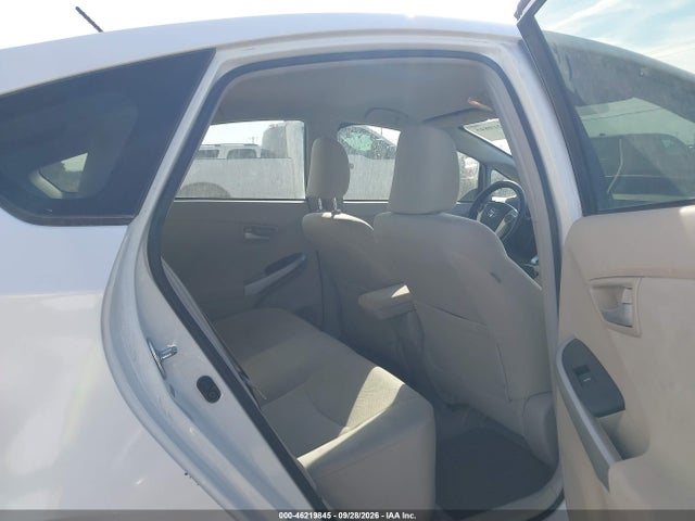 46219845 :رقم المزاد ، JTDKN3DU8B1422510 vin ، 2011 Toyota Prius Two مزاد بيع