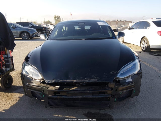 46219897 :رقم المزاد ، 5YJSA1E17HF209701 vin ، 2017 Tesla Model S 60/75 مزاد بيع