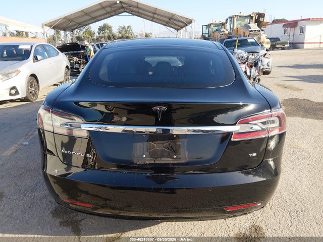 46219897 :رقم المزاد ، 5YJSA1E17HF209701 vin ، 2017 Tesla Model S 60/75 مزاد بيع