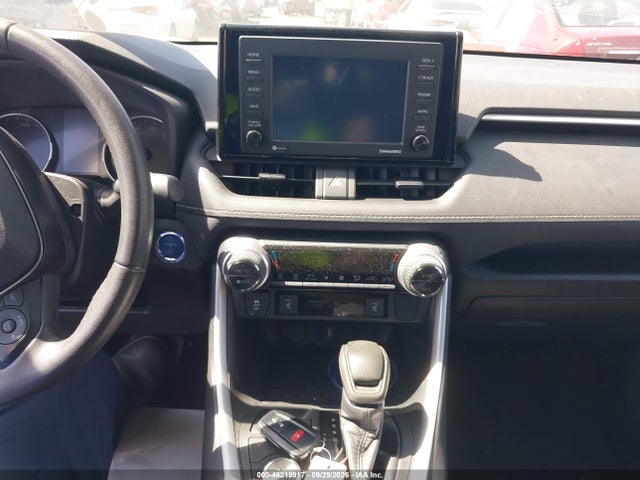 46219917 :رقم المزاد ، 4T3RWRFVXMU048474 vin ، 2021 Toyota Rav4 Hybrid Xle مزاد بيع