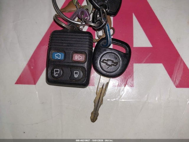Продажа на аукционе авто 2000 Chevrolet Tahoe All New Lt, vin: 1GNEC13T4YJ107770, номер лота: 46219927