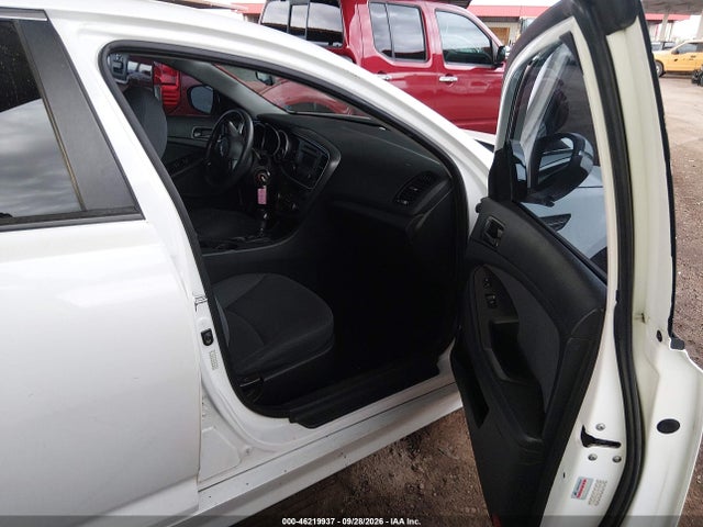 KIA Optima Lx 2015 KNAGM4A78F5640410 Image 5