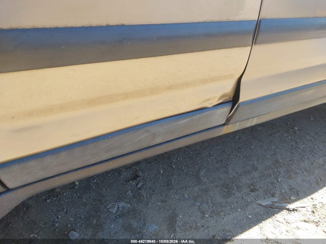 46219940 :رقم المزاد ، SHSRD78595U314185 vin ، 2005 Honda Cr-v Lx مزاد بيع