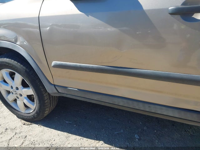 46219940 :رقم المزاد ، SHSRD78595U314185 vin ، 2005 Honda Cr-v Lx مزاد بيع