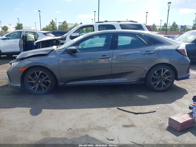 Продажа на аукционе авто 2017 Honda Civic Sport, vin: SHHFK7H49HU413647, номер лота: 46219942