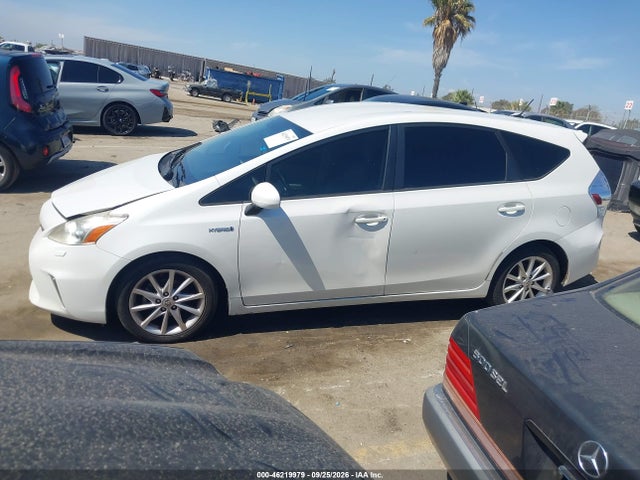 2012 Toyota Prius V Five მანქანა იყიდება აუქციონზე, vin: JTDZN3EU6C3138814, აუქციონის ნომერი: 46219979