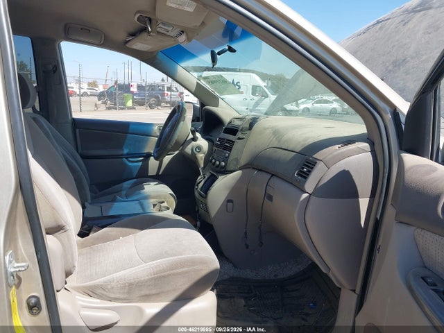 46219985 :رقم المزاد ، 5TDZA23C94S060979 vin ، 2004 Toyota Sienna Le مزاد بيع
