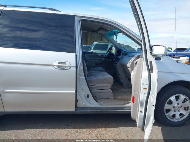 46220009 :رقم المزاد ، 5FNRL18633B089050 vin ، 2003 Honda Odyssey Ex مزاد بيع