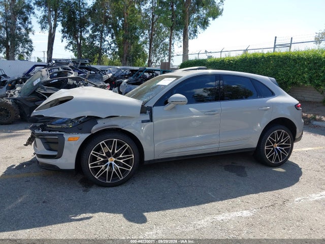 Продаж на аукціоні авто 2025 Porsche Macan T, vin: WP1AA2A54SLB04093, номер лоту: 46220021