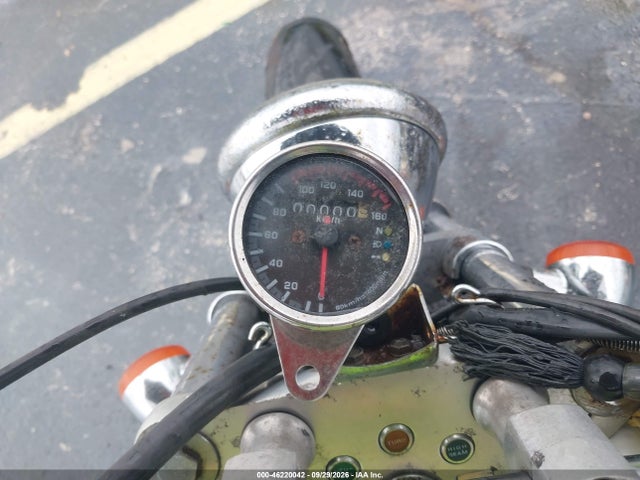 46220042 :رقم المزاد ، JH2PC2143VM400211 vin ، 1997 Honda Vt600 Cd مزاد بيع