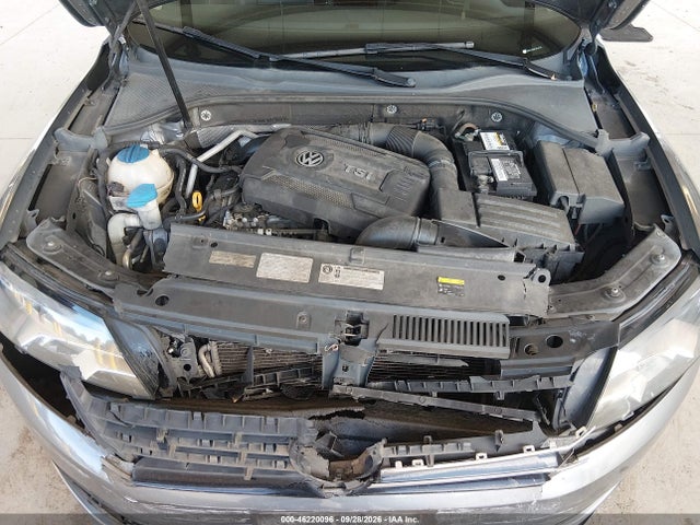 2015 Volkswagen Passat 1.8t Se მანქანა იყიდება აუქციონზე, vin: 1VWBS7A3XFC014139, აუქციონის ნომერი: 46220096