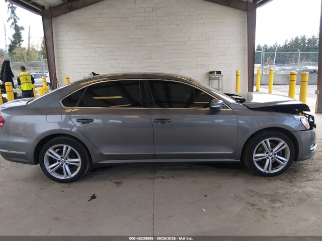 2015 Volkswagen Passat 1.8t Se მანქანა იყიდება აუქციონზე, vin: 1VWBS7A3XFC014139, აუქციონის ნომერი: 46220096