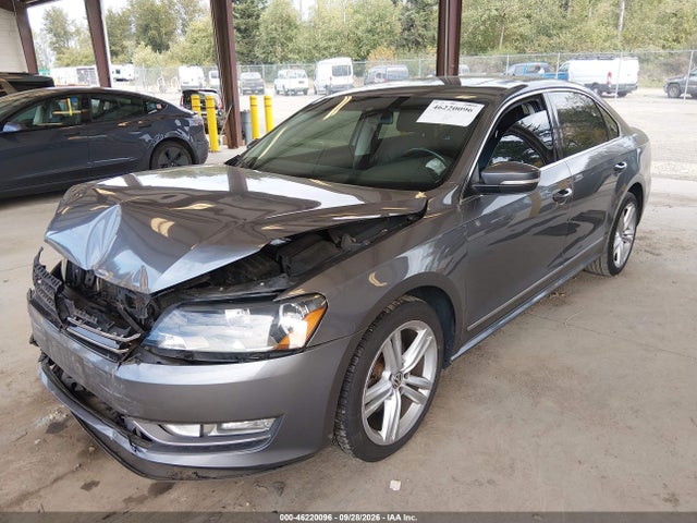 2015 Volkswagen Passat 1.8t Se მანქანა იყიდება აუქციონზე, vin: 1VWBS7A3XFC014139, აუქციონის ნომერი: 46220096