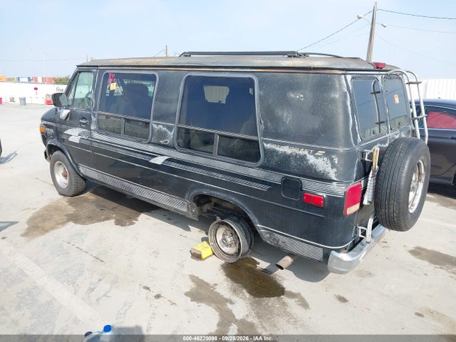 46220098 :رقم المزاد ، 1GBEG25K2SF145441 vin ، 1995 Chevrolet G20 مزاد بيع