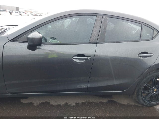 Продаж на аукціоні авто 2015 Mazda Mazda3 I Sport, vin: JM1BM1U72F1272708, номер лоту: 46220123
