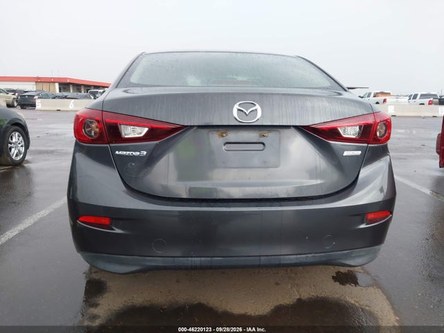 Продаж на аукціоні авто 2015 Mazda Mazda3 I Sport, vin: JM1BM1U72F1272708, номер лоту: 46220123