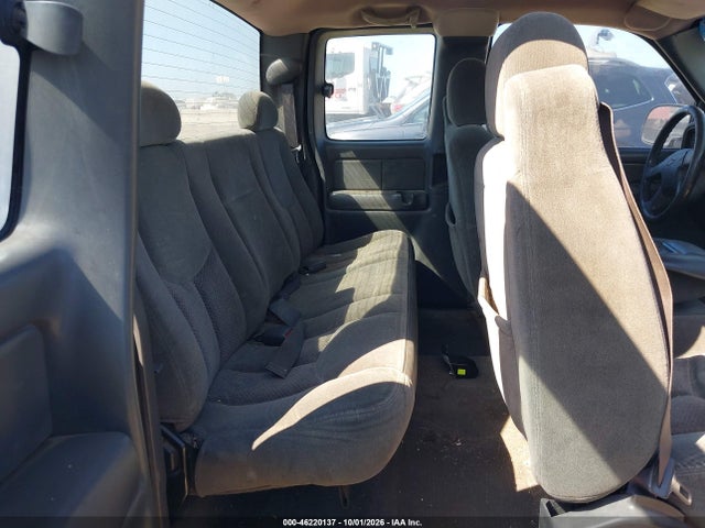 Продажа на аукционе авто 2004 Chevrolet Silverado 1500 Ls, vin: 2GCEC19V541100199, номер лота: 46220137
