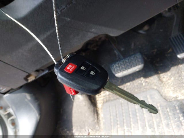 2013 Toyota Prius C Two მანქანა იყიდება აუქციონზე, vin: JTDKDTB3XD1043637, აუქციონის ნომერი: 46220203