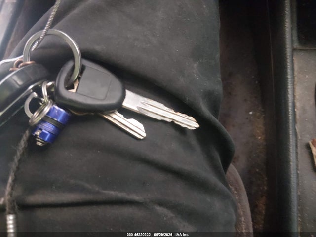 46220222 :رقم المزاد ، 1HGCG5640YA005240 vin ، 2000 Honda Accord 2.3 Lx مزاد بيع