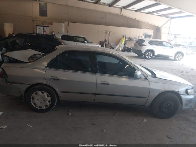 46220222 :رقم المزاد ، 1HGCG5640YA005240 vin ، 2000 Honda Accord 2.3 Lx مزاد بيع
