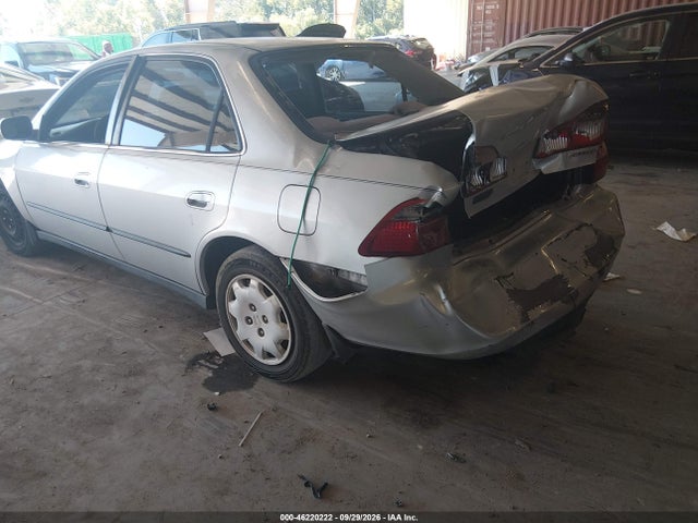 46220222 :رقم المزاد ، 1HGCG5640YA005240 vin ، 2000 Honda Accord 2.3 Lx مزاد بيع