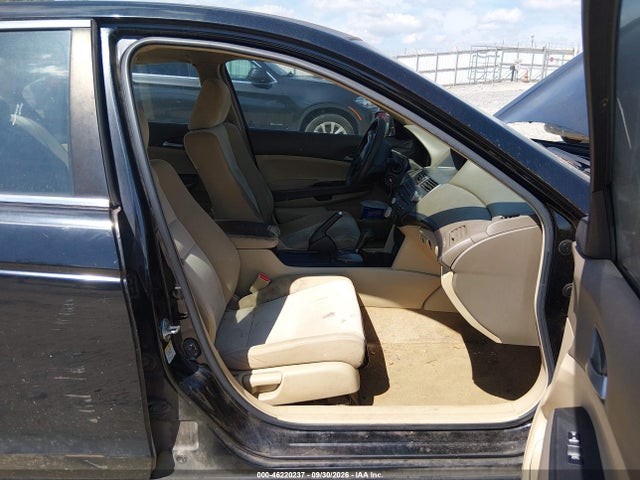 46220237 :رقم المزاد ، 1HGCP26469A029137 vin ، 2009 Honda Accord 2.4 Lx-p مزاد بيع
