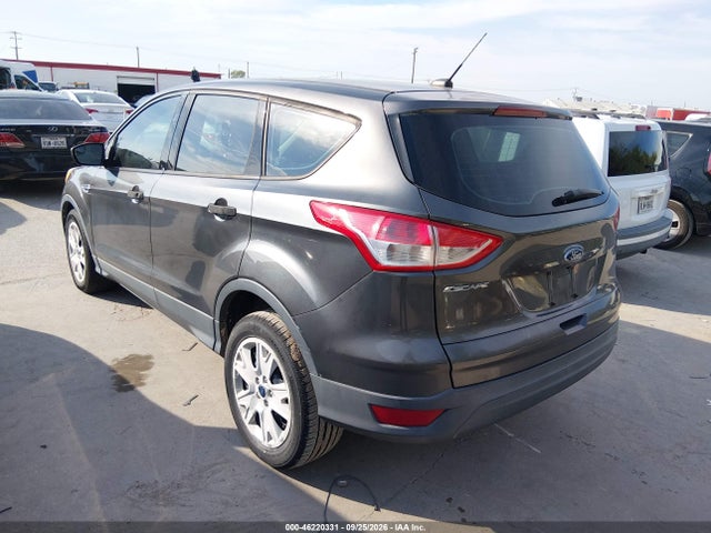 46220331 :رقم المزاد ، 1FMCU0F76FUC24389 vin ، 2015 Ford Escape S مزاد بيع