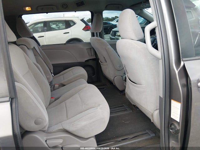 2019 Toyota Sienna Le 8 Passenger მანქანა იყიდება აუქციონზე, vin: 5TDKZ3DC3KS966265, აუქციონის ნომერი: 46220504