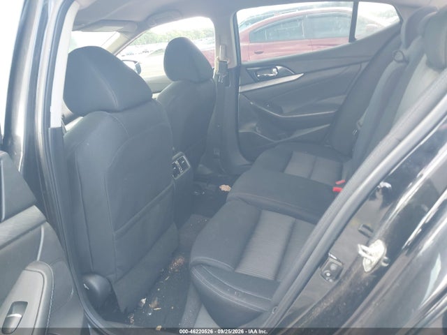 46220526 :رقم المزاد ، 1N4AA6AP0HC449131 vin ، 2017 Nissan Maxima 3.5 S مزاد بيع