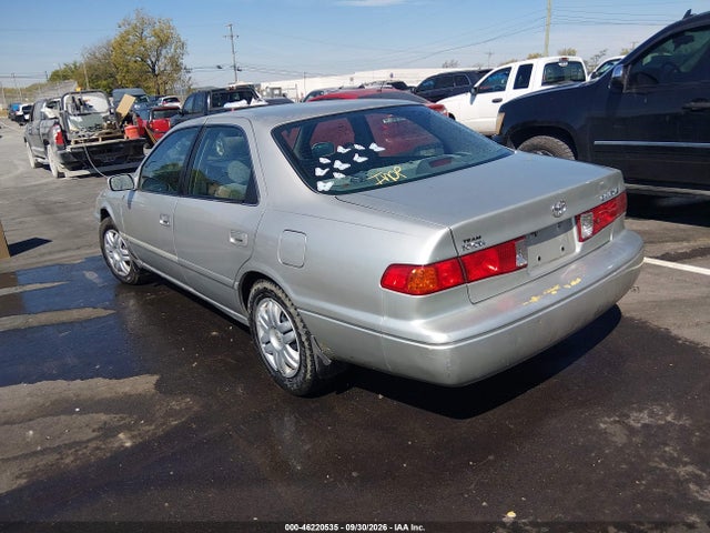 2001 Toyota Camry Le მანქანა იყიდება აუქციონზე, vin: 4T1BG22K21U027155, აუქციონის ნომერი: 46220535