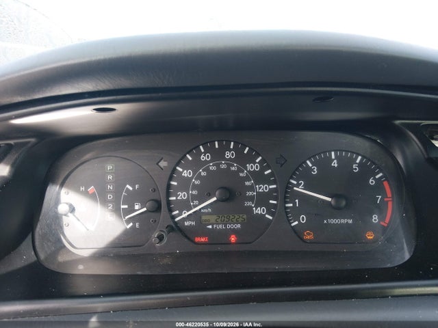 2001 Toyota Camry Le მანქანა იყიდება აუქციონზე, vin: 4T1BG22K21U027155, აუქციონის ნომერი: 46220535