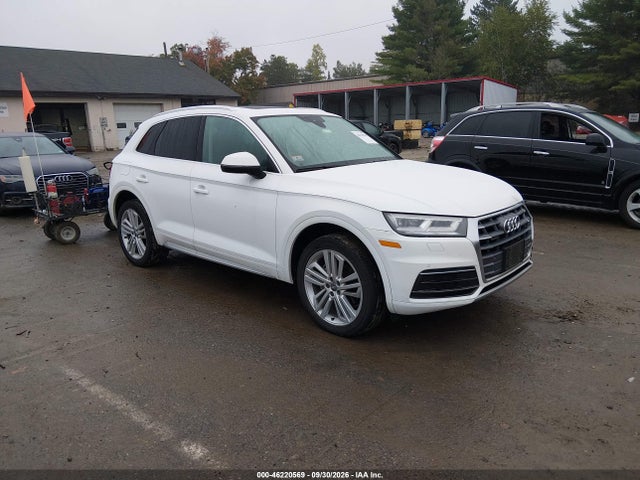 46220569 :رقم المزاد ، WA1BNAFY2J2222276 vin ، 2018 Audi Q5 2.0t Premium/2.0t Tech Premium مزاد بيع