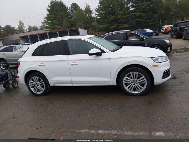 2018 Audi Q5 2.0t Premium/2.0t Tech Premium მანქანა იყიდება აუქციონზე, vin: WA1BNAFY2J2222276, აუქციონის ნომერი: 46220569