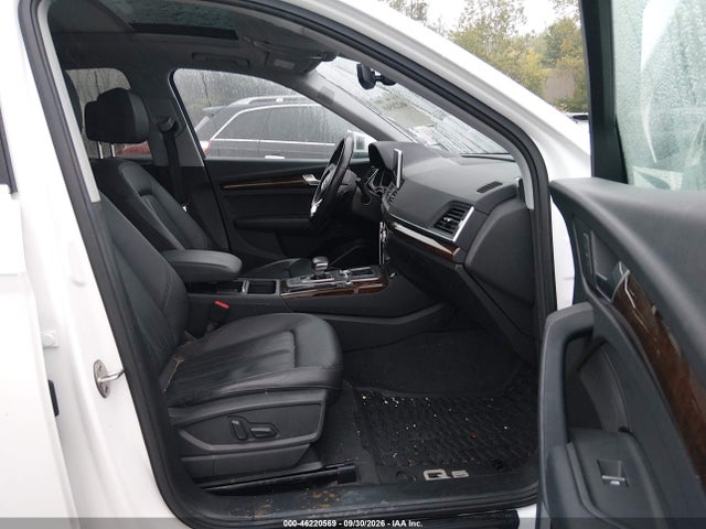2018 Audi Q5 2.0t Premium/2.0t Tech Premium მანქანა იყიდება აუქციონზე, vin: WA1BNAFY2J2222276, აუქციონის ნომერი: 46220569