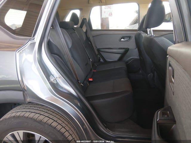 5N1BT3BA0NC719712 Nissan Rogue Sv Fwd