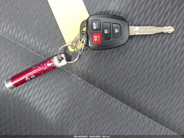 Toyota COROLLA LE 2019 5YFBURHE4KP941302 Image 11