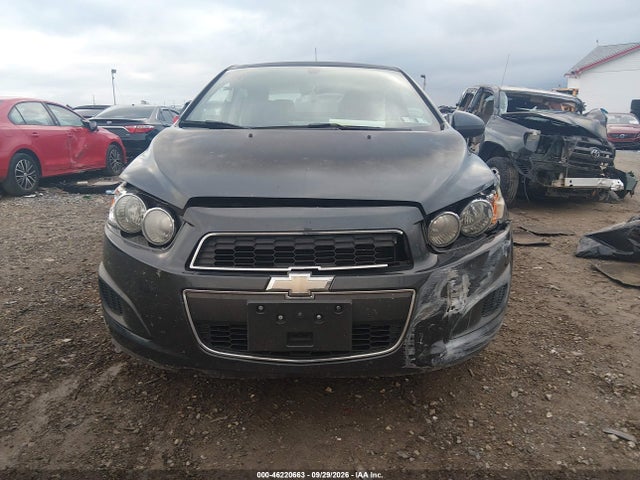 46220663 :رقم المزاد ، 1G1JC5SG5E4232377 vin ، 2014 Chevrolet Sonic Lt Auto مزاد بيع