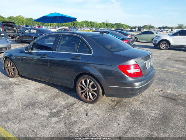 46220756 :رقم المزاد ، WDDGF8AB8ER323538 vin ، 2014 Mercedes-benz C 300 Luxury 4matic مزاد بيع