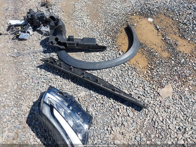 2022 Nissan Pathfinder Platinum 4wd მანქანა იყიდება აუქციონზე, vin: 5N1DR3DK7NC222251, აუქციონის ნომერი: 46220774