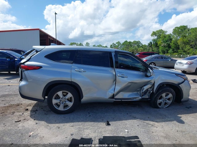 46220776 :رقم المزاد ، 5TDZZRAH4MS050537 vin ، 2021 Toyota Highlander Le مزاد بيع