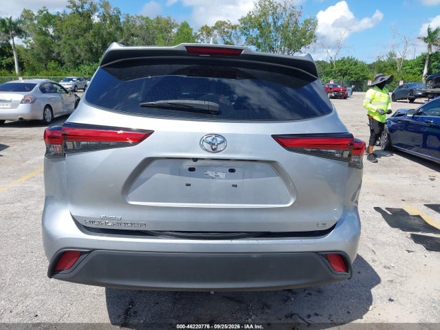46220776 :رقم المزاد ، 5TDZZRAH4MS050537 vin ، 2021 Toyota Highlander Le مزاد بيع