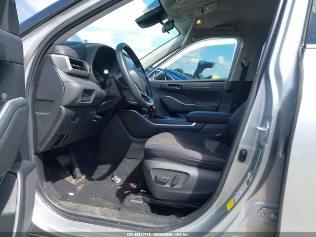 46220776 :رقم المزاد ، 5TDZZRAH4MS050537 vin ، 2021 Toyota Highlander Le مزاد بيع